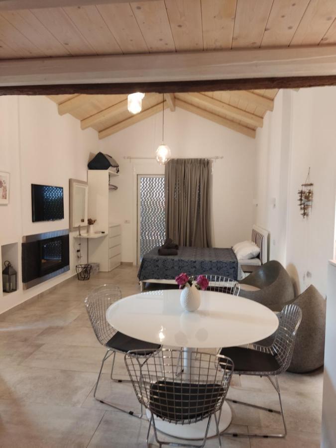 Carezza Apartments Preveza Exterior foto